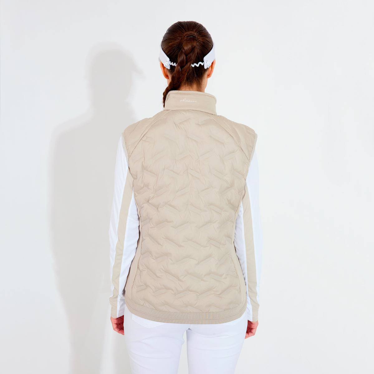 Abacus Portrush Hybrid vest for women, featuring a sleek design and lightweight fabric, ideal for outdoor activities.