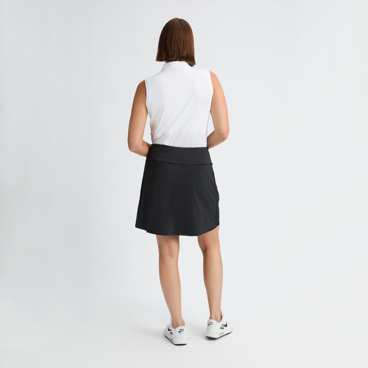 Röhnisch Nicky skort for women, featuring a stylish design and comfortable shorts style, perfect for active wear.