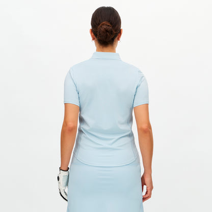Röhnisch Nicky polo for women in a stylish design, featuring a classic collar and short sleeves.