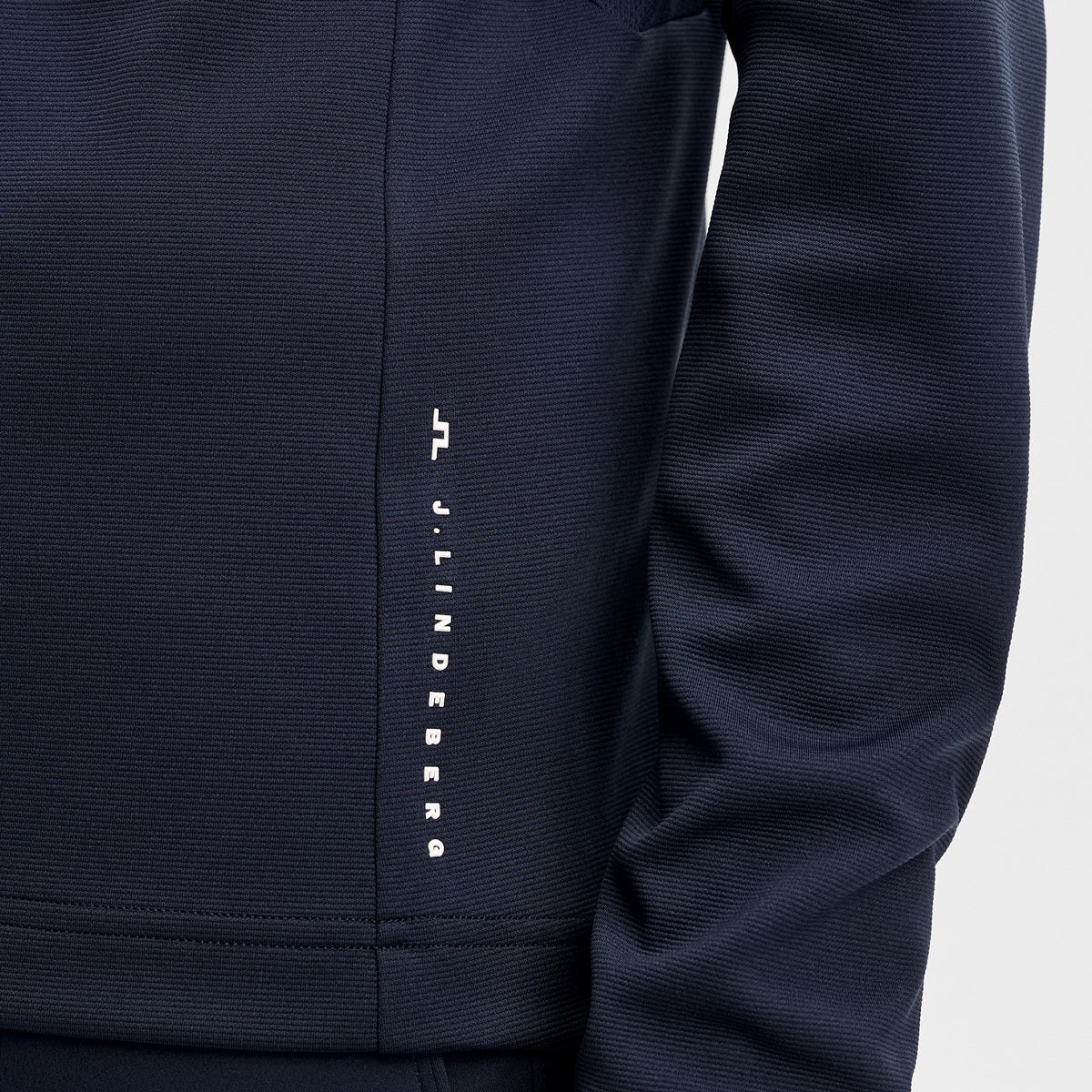 J.Lindeberg Leon midlayer